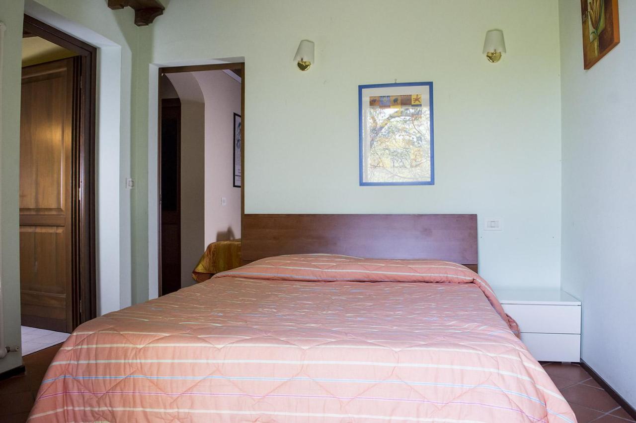 Agriturismo Lupo Bianco モンツァンバーノ エクステリア 写真